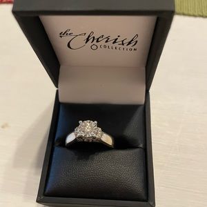 14k White Gold 1CTW Diamond engagement Ring Size 7